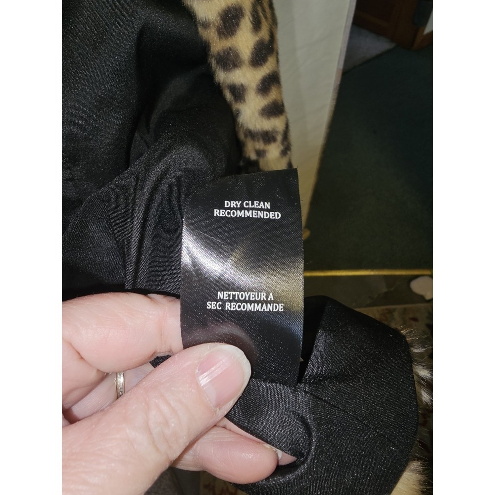 BlankeNYC Women's XS Faux Fur Coat Leopard Print - Picture 3 of 16